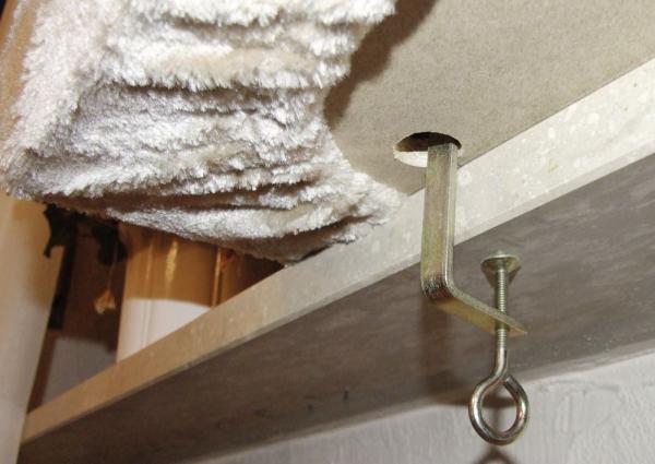 Kerbl Fensterliegebrett - Katzenbett für das Fensterbrett